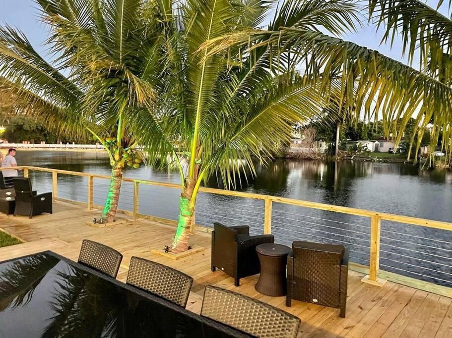 5-Star Lakefront Oasis In Hollywood-Hard Rock Casino Fort Lauderdale Kültér fotó