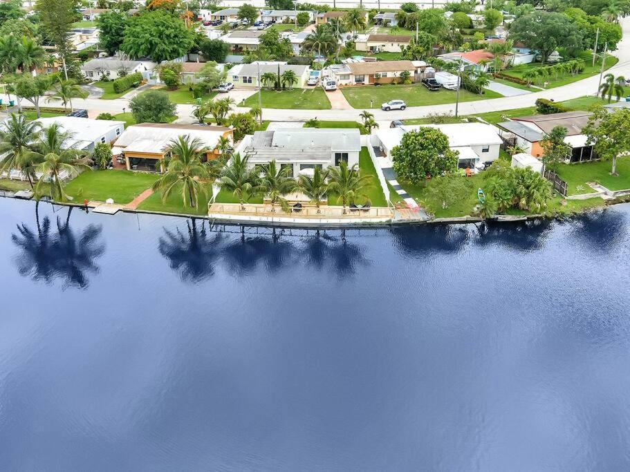 5-Star Lakefront Oasis In Hollywood-Hard Rock Casino Fort Lauderdale Kültér fotó